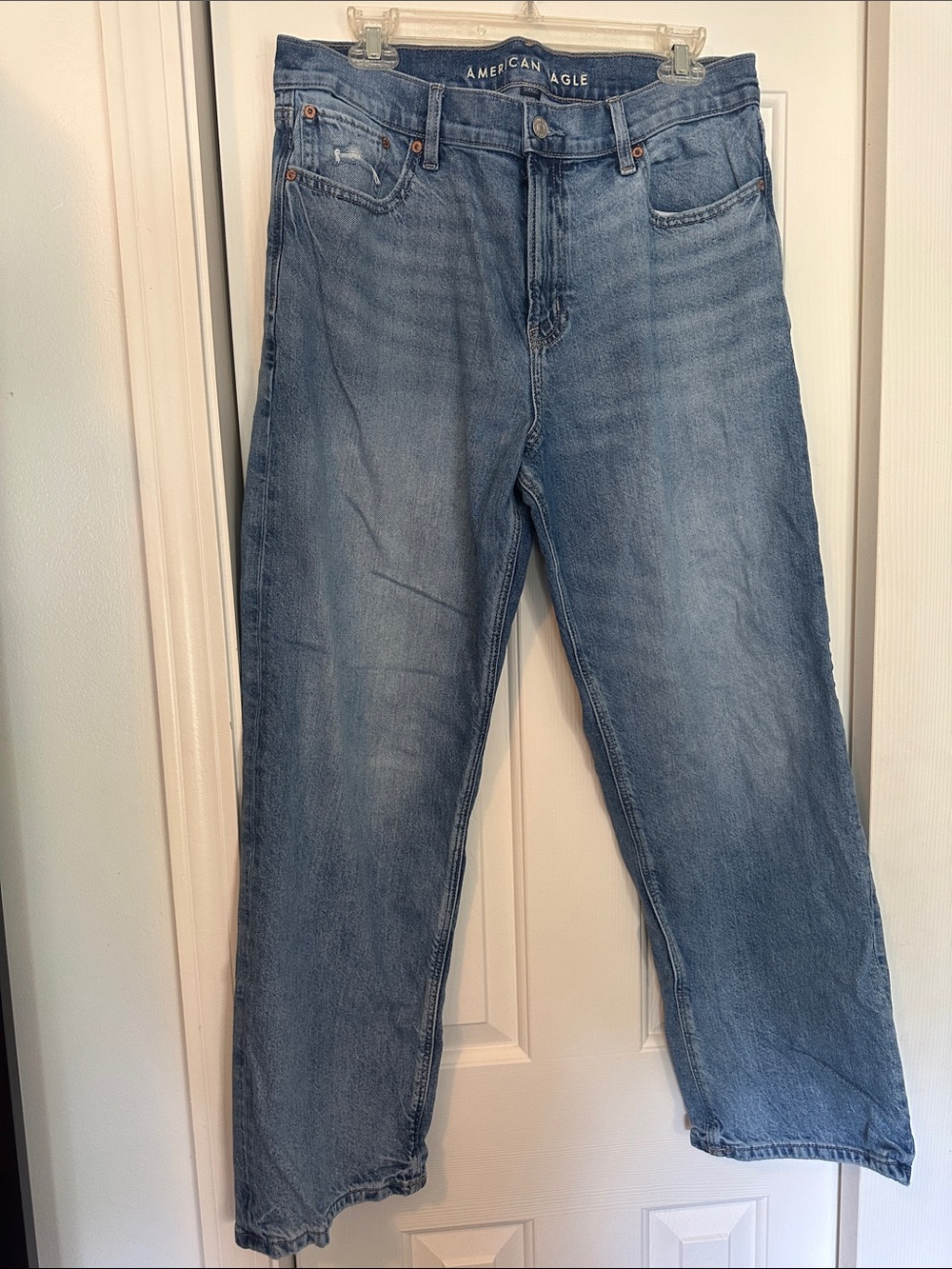 American Eagle Outfitters Women's Medium Wash Ex Boyfriend Jeans Low Rise